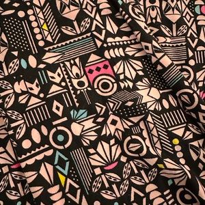 TC2 LuLaRoe Leggings, no signs of thigh wear